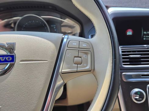 Used 2016 Volvo XC60 T5 Premier w/ Proximity Package FWD image 30