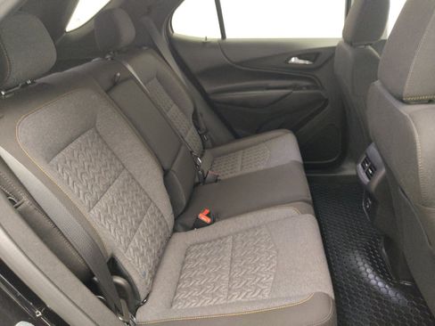 Used 2024 Chevrolet Equinox LT FWD image 19