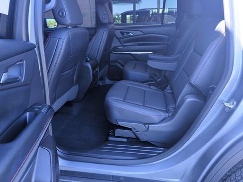Used 2026 Chevrolet Traverse Z71 w/ LPO, Floor Liner Package AWD/4WD image 23