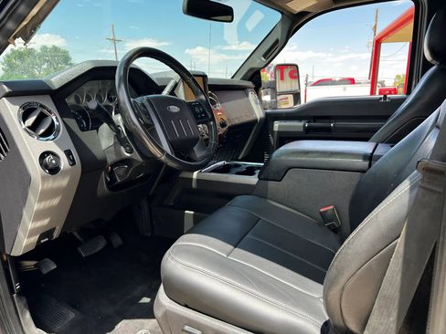 Used 2013 Ford F250 Lariat w/ Lariat Ultimate Pkg AWD/4WD image 12