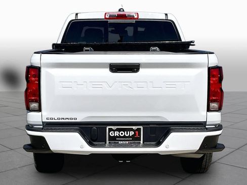 Used 2026 Chevrolet Colorado LT RWD image 5