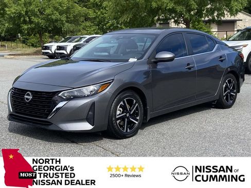 Used 2025 Nissan Sentra SV FWD image 1