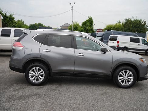 Used 2016 Nissan Rogue SV AWD/4WD image 5