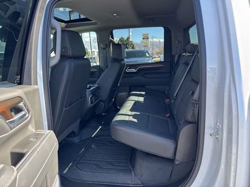 Used 2025 GMC Sierra 3500 Denali w/ Denali Reserve Package image 14