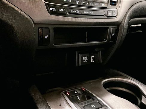 Used 2023 Honda Ridgeline RTL image 17