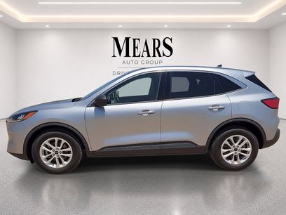 Used 2022 Ford Escape SE w/ Cold Weather Package