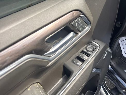 Used 2024 Chevrolet Silverado 1500 LTZ w/ Technology Package image 11