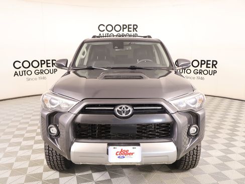 Used 2021 Toyota 4Runner TRD Off-Road Premium w/ Moonroof Package AWD/4WD image 9