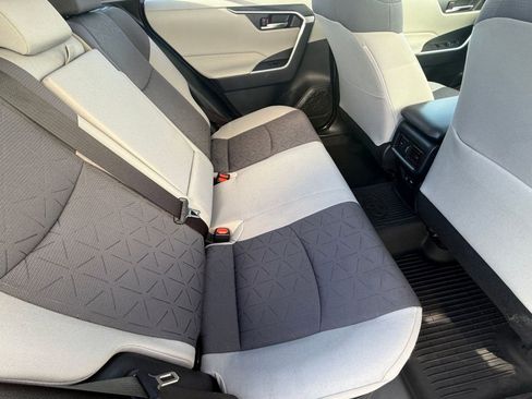 Certified 2021 Toyota RAV4 XLE w/ Convenience Package image 33