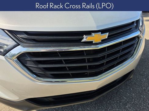 Used 2021 Chevrolet Equinox LT FWD image 16