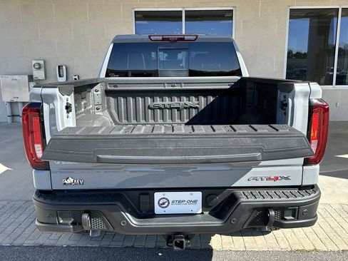 Certified 2024 GMC Sierra 1500 AT4X w/ AT4X AEV Edition image 40