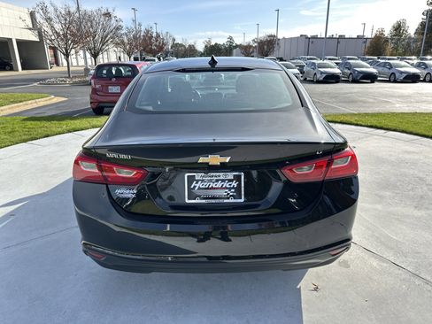 Used 2024 Chevrolet Malibu LT image 9