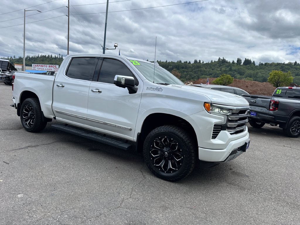 Used 2023 Chevrolet Silverado 1500 High Country AWD/4WD image 11