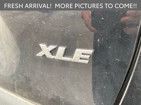 Used 2024 Toyota RAV4 XLE FWD image 11