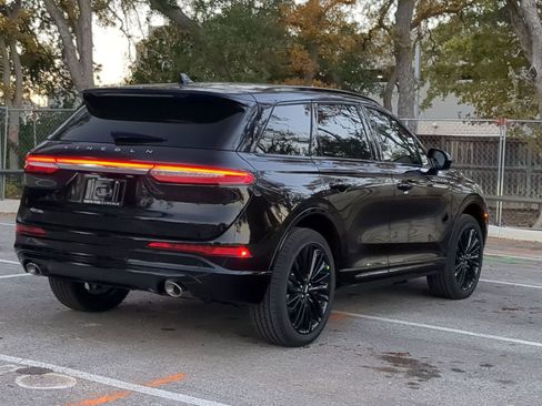 New 2026 Lincoln Corsair Grand Touring w/ Jet Appearance Package AWD/4WD image 3