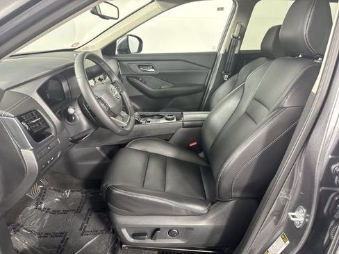 Used 2026 Nissan Rogue SL AWD/4WD image 19
