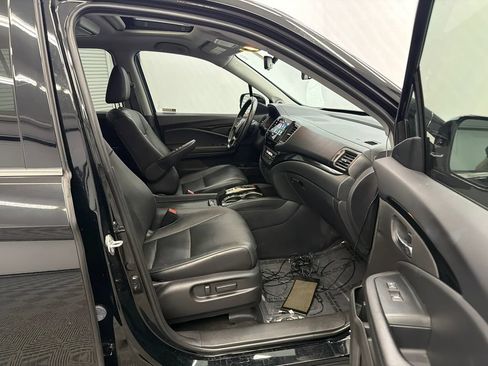 Used 2022 Honda Pilot Touring image 15