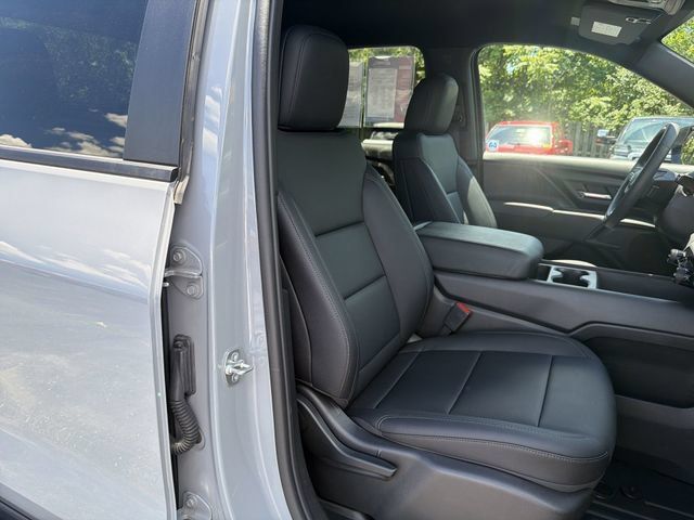 Certified 2026 Chevrolet Silverado EV W/T AWD/4WD image 19