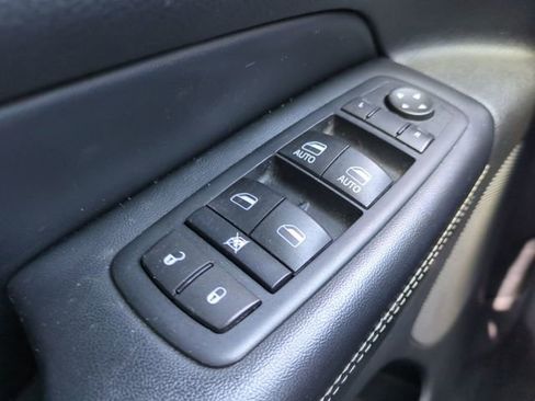 Used 2016 Jeep Grand Cherokee Limited AWD/4WD image 28