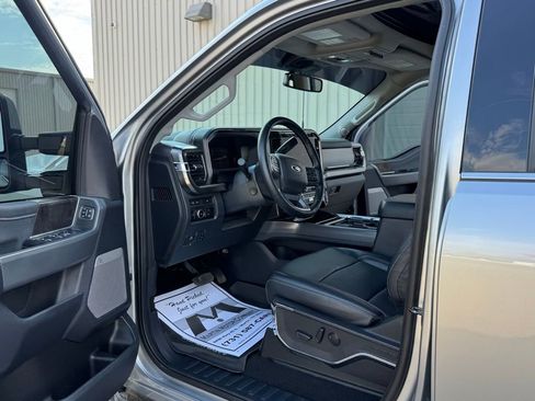 Used 2024 Ford F250 Lariat w/ Lariat Ultimate Package AWD/4WD image 23