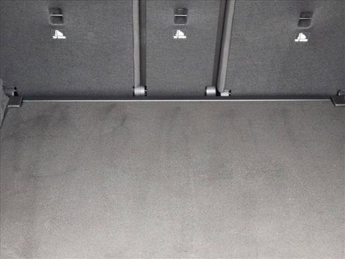 Certified 2025 Mercedes-Benz GLB 250 4MATIC image 6