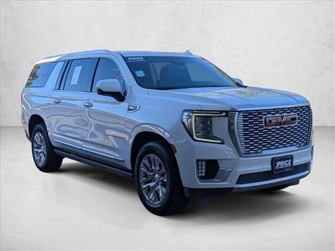 Used 2023 GMC Yukon XL Denali w/ Max Trailering Package AWD/4WD image 3