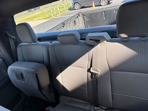 Used 2015 Ford F150 XLT RWD image 14
