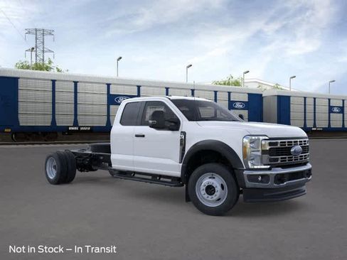 New 2026 Ford F450 XL w/ XL Chrome Package image 7