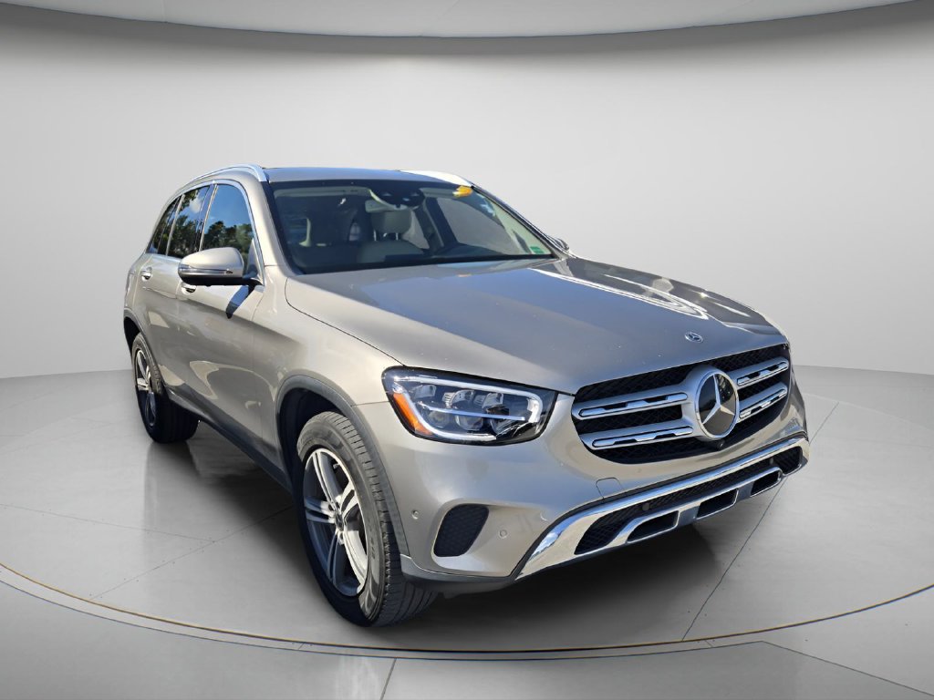 Used 2020 Mercedes-Benz GLC 300 4MATIC image 4