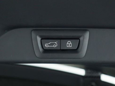 Used 2022 Rolls-Royce Cullinan image 42