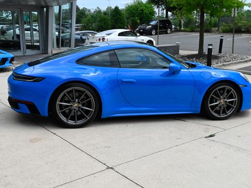 Used 2024 Porsche 911 Carrera S w/ Sportdesign Package RWD image 4