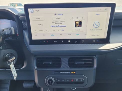 New 2025 Ford Maverick XL image 10