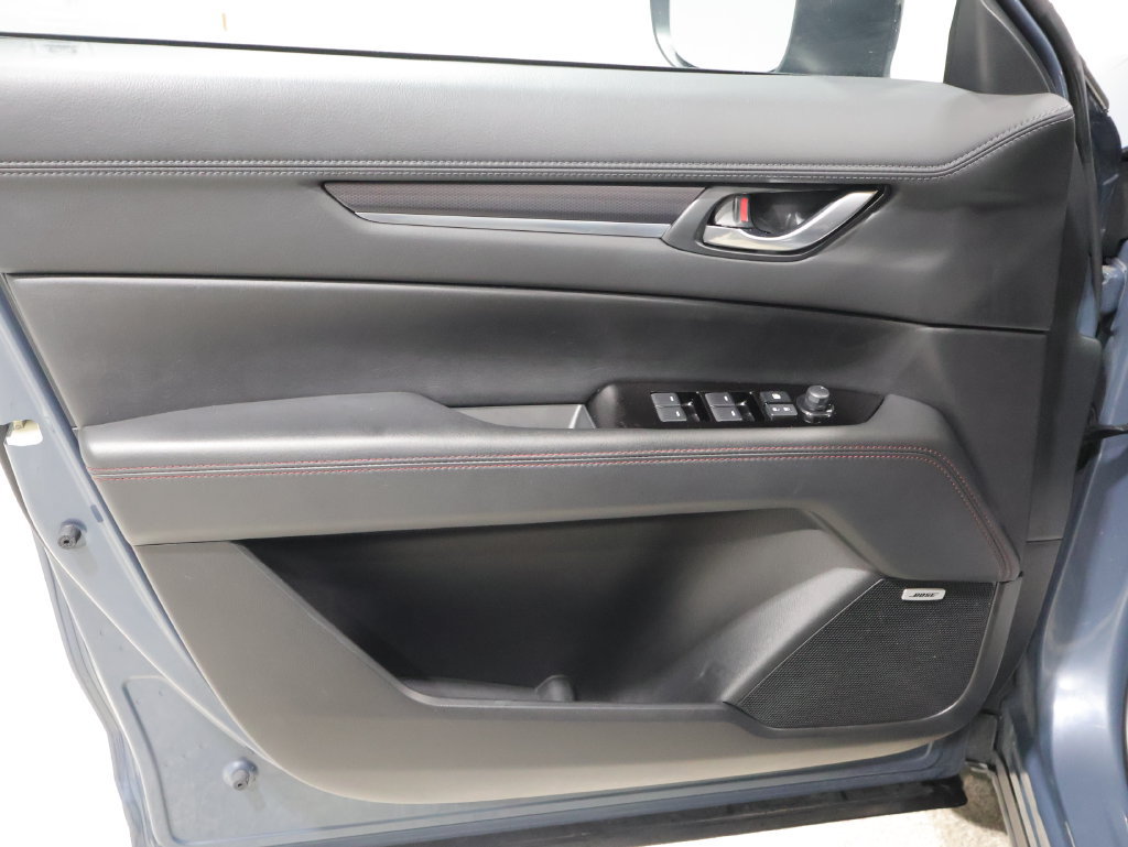 Used 2025 MAZDA CX-5 Carbon Edition AWD/4WD image 13