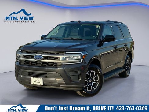 Used 2024 Ford Expedition XLT AWD/4WD image 1
