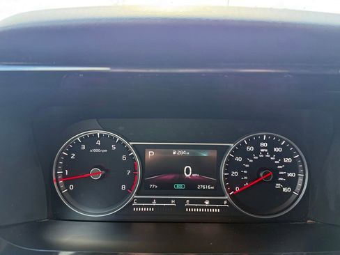 Used 2023 Kia Sorento LX FWD image 14