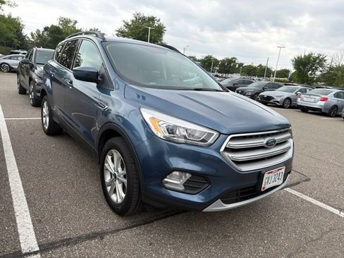 Used 2018 Ford Escape SEL AWD/4WD image 2