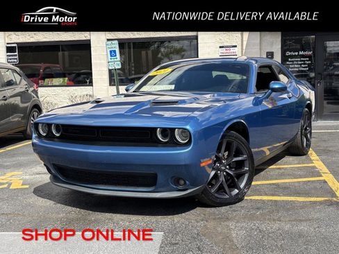 Used 2021 Dodge Challenger SXT w/ Blacktop Package image 1