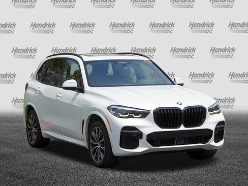 Used 2022 BMW X5 M50i AWD/4WD image 2