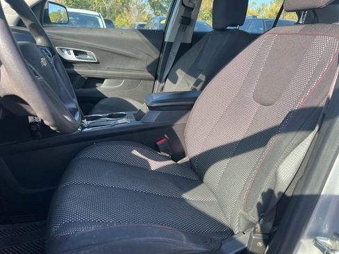 Used 2016 Chevrolet Equinox LS image 19