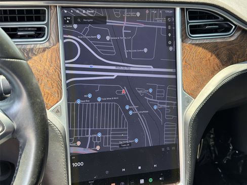 Used 2017 Tesla Model S 75D AWD/4WD image 18