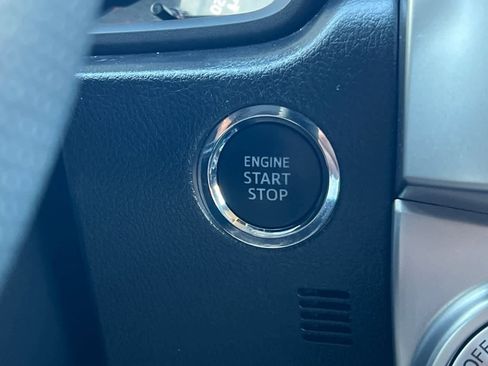 Used 2024 Toyota 4Runner SR5 image 28