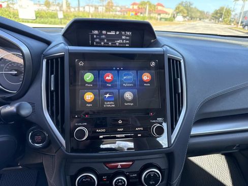 Used 2021 Subaru Impreza 2.0i Limited image 24