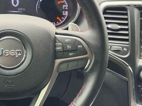 Used 2017 Jeep Grand Cherokee Trailhawk AWD/4WD image 28