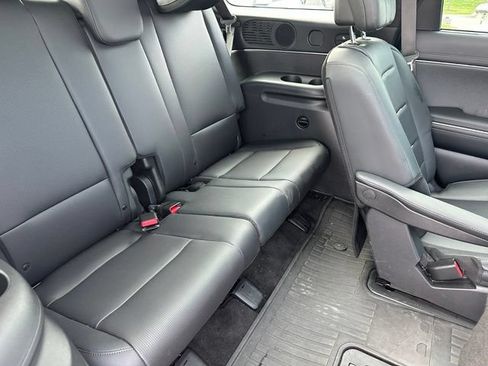 Used 2026 Hyundai Palisade Calligraphy AWD/4WD image 17