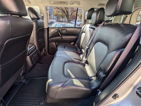 Used 2022 Nissan Armada SV w/ SV Appearance Package image 17