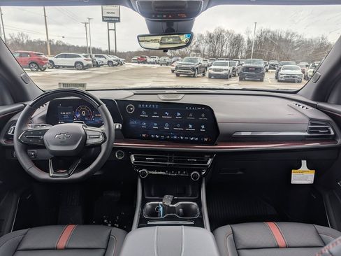 New 2026 Chevrolet Traverse RS w/ LPO, Floor Liner Package image 17