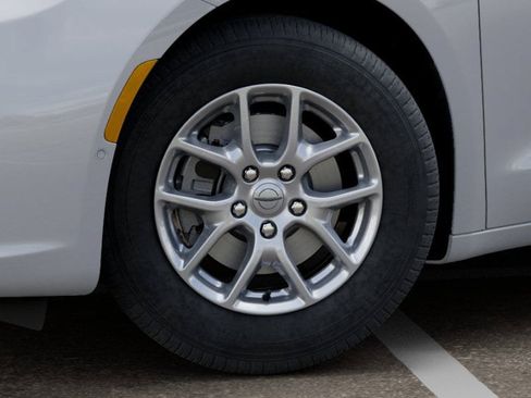 New 2026 Chrysler Pacifica Select FWD image 8