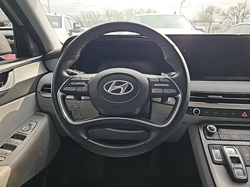 Used 2023 Hyundai Palisade SEL image 5