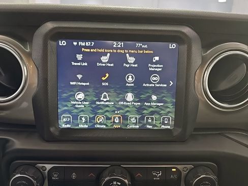 Used 2019 Jeep Wrangler Unlimited Sahara w/ Uconnect 4C Nav & Sound Group AWD/4WD image 21