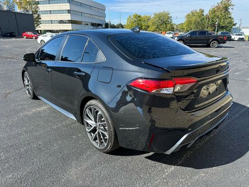 Used 2021 Toyota Corolla SE image 3